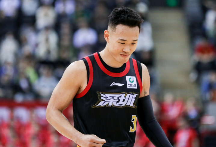 星空体育登录入口-CBA本季三分本土首人:贺希宁狂轰101三分 成深圳+中国男篮大腿